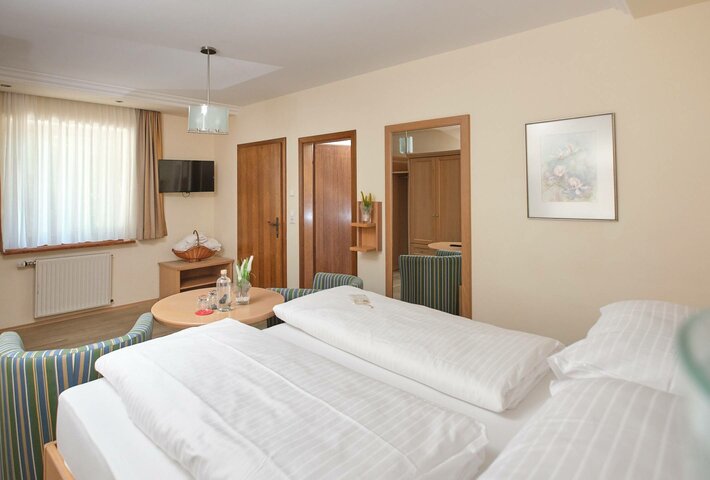 Double room directly on the lake - comfort double room