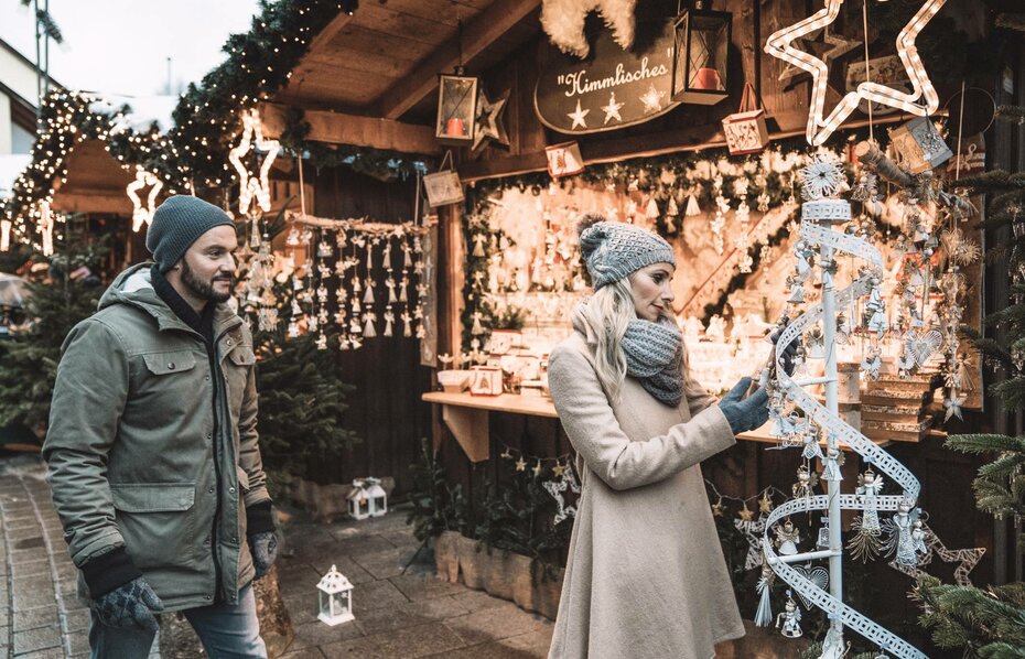 Advent at lake Wolfgangsee - winter vacation in Fürberg